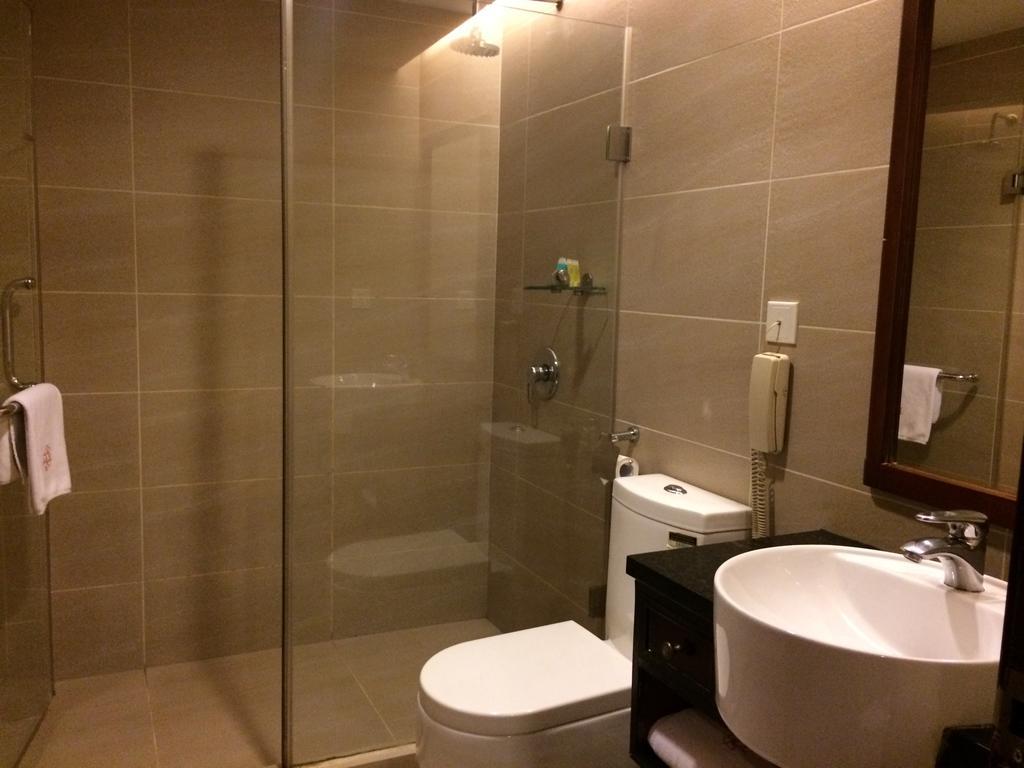 Shenzhen Dongmen Lee Garden Inn Room photo